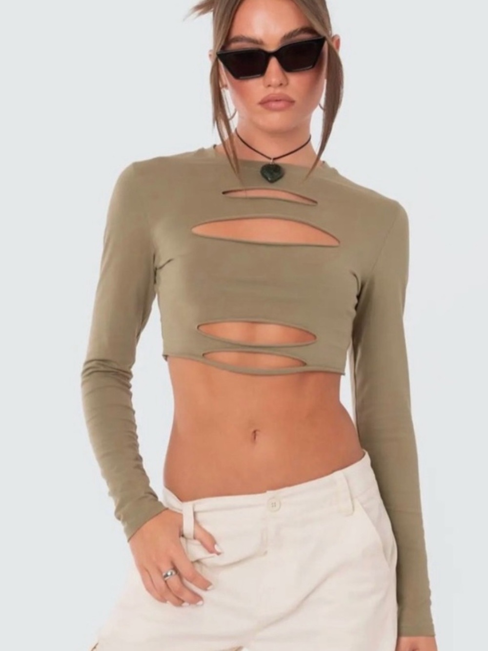 Edikted slashed crop top green khaki long sleeve cropped women’s S small cut out